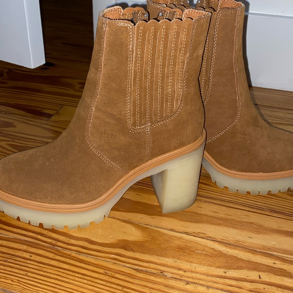 Platform boots